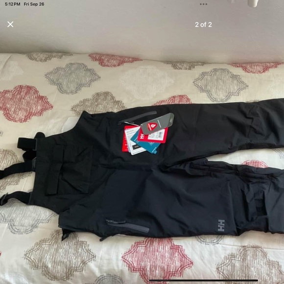 Woman’s Helly Hanson Legendary insulated snow pants - Picture 1 of 2